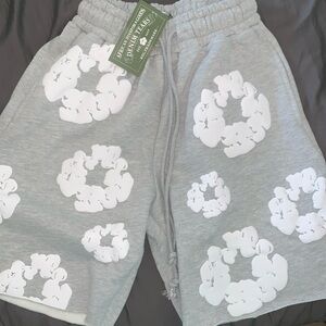 New authentic gray denim tears shorts